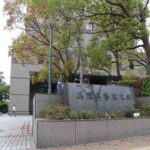 レス2番のリンク先のサムネイル画像
